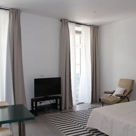 Dobairro At Bairro Alto * Lissabon