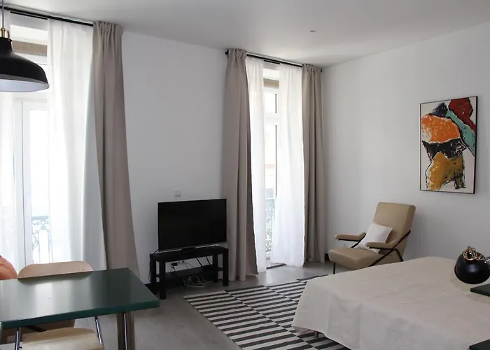 Dobairro At Bairro Alto * Lisboa