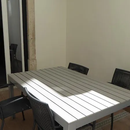 Dobairro At Bairro Alto Διαμέρισμα *