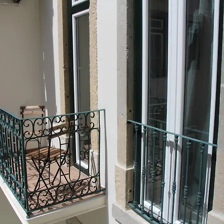 Διαμέρισμα Dobairro At Bairro Alto *